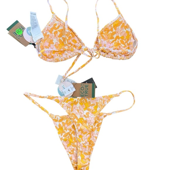 Volcom Coco Triangle Top/ Coco Tiny Bottom Bikini NWT - Picture 4 of 5
